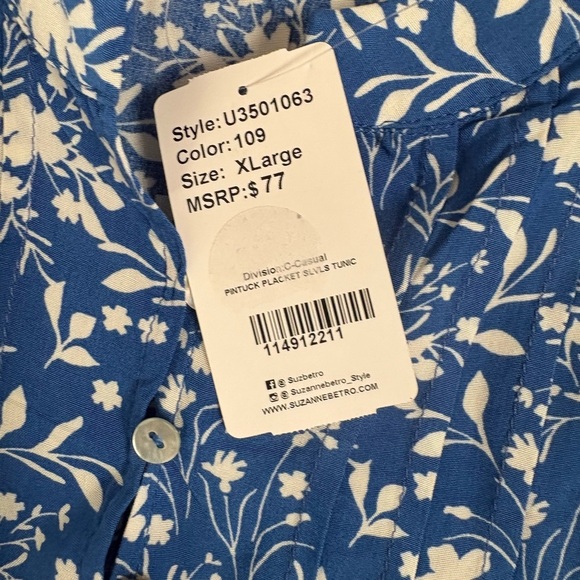 Weekend Suzanne Betro Blue and white sleeveless top - NWT - Picture 4 of 6